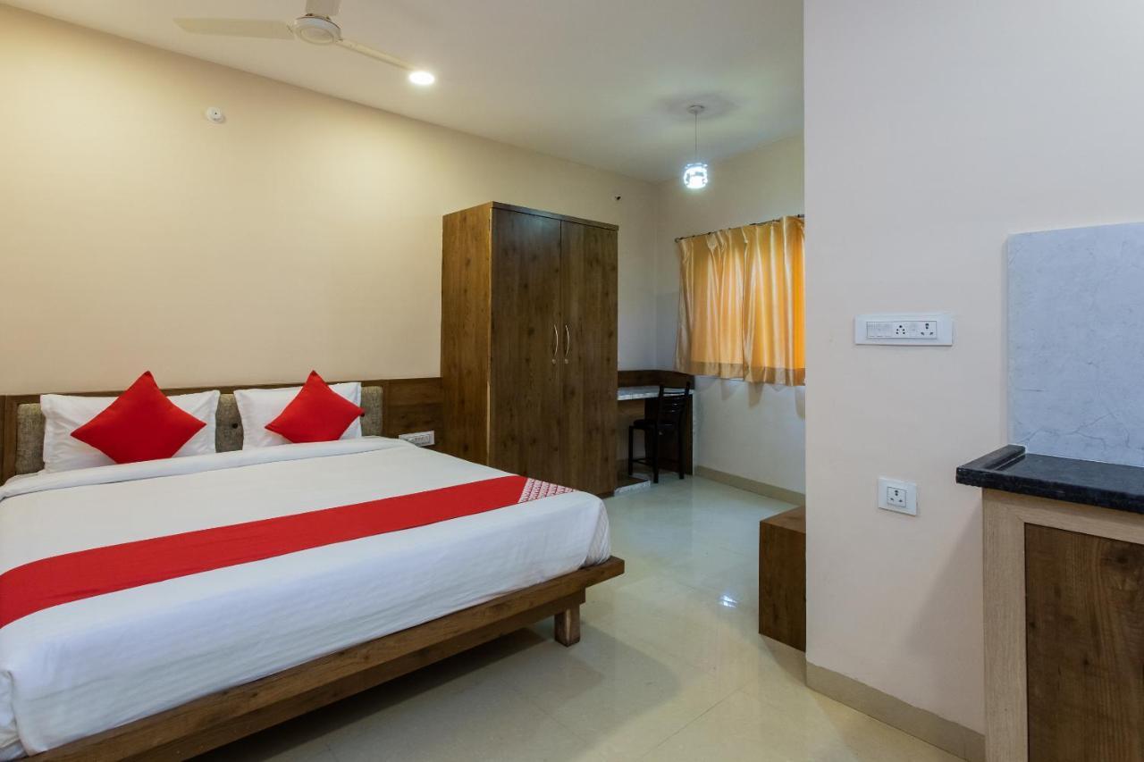 Oyo Hotel Badri Inn & Yatri Niwas Jabalpur Exterior foto
