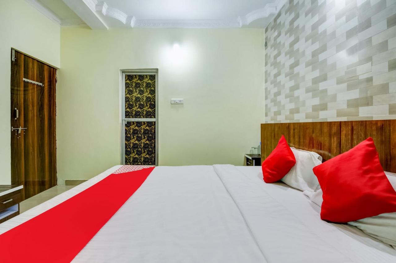 Oyo Hotel Badri Inn & Yatri Niwas Jabalpur Exterior foto